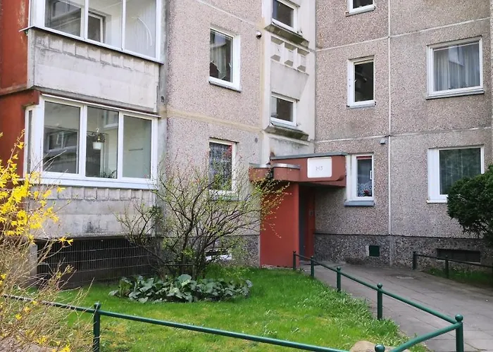 Vieno Kambario Butas Su Balkonu